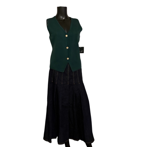 Elegant Green Sleeveless Cardigan - Picture 4 of 6